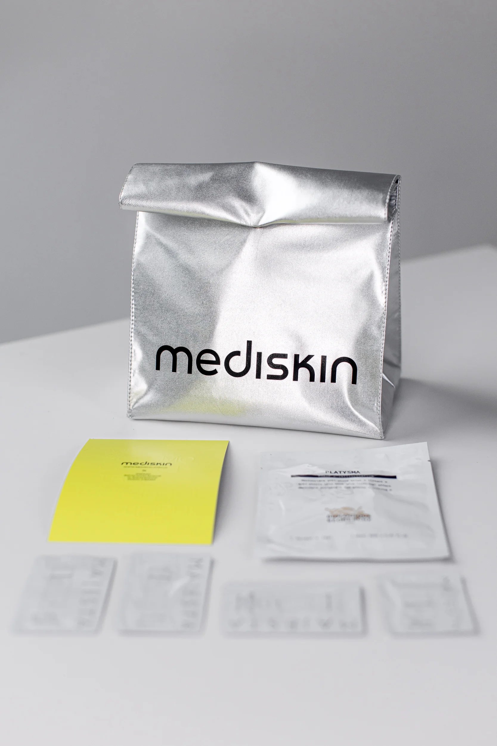 Косметичка для косметики та догляду · Mediskin