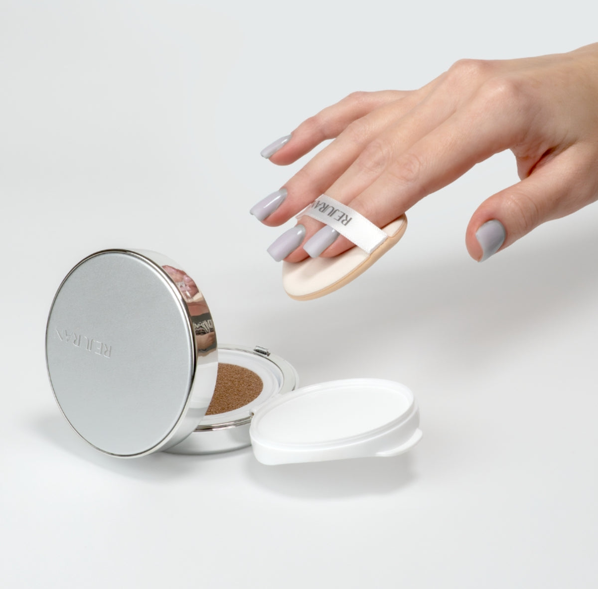 Кушон для сяйва та захисту шкіри SkinGlow Cushion SPF 50+ PA+++ · Rejuran