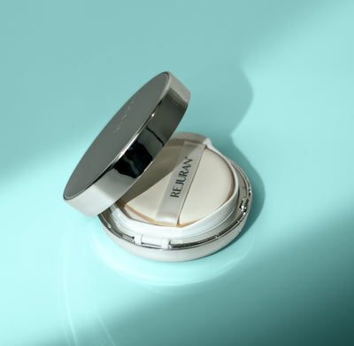 Кушон для сяйва та захисту шкіри SkinGlow Cushion SPF 50+ PA+++ · Rejuran