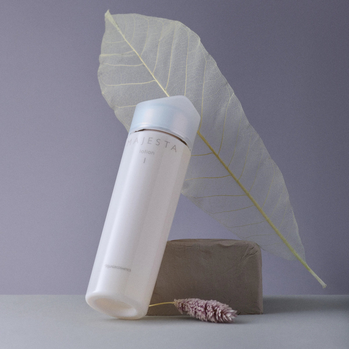 Зволожуючий лосьйон для нормальної та жирної шкіри Lotion I · Majesta